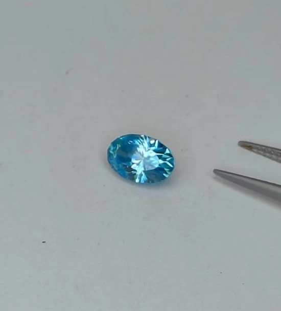 2.05ct Natural Blue Zircon Oval Cut Loose Gemstone From Cambodia — view 2